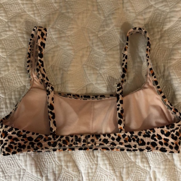 Leopard Ribbed Bikini Top - Picture 4 of 6